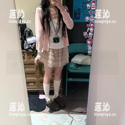 微密圈 - 软妹小九九的免费写真：姐姐系列，带你领略唯美与甜美的双重享受！