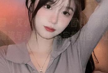 轰趴猫 - 艾小青油亮写真图包，带你体验时尚潮流与绚丽风景的完美融合，让人心动！