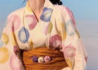 逐月Su毛衣写真特辑：温暖与时尚交织的绝美照片
