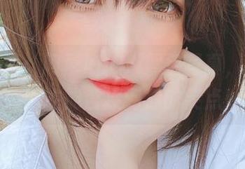 最新分享：阿薰kaOri黑色写真，看看这位博主能否撩到你的笑点！