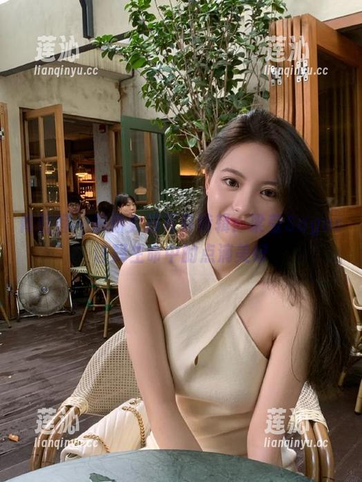 青豆客 - 最新女孩写真特辑：梁莹Sugar诠释生命中的点滴美好