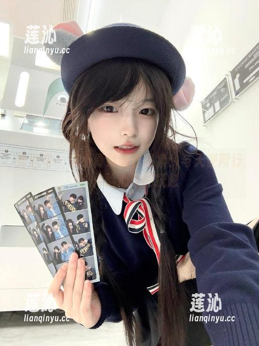 青豆客 - 艾小青最新作品集：与天使同行，体验心灵的抚慰