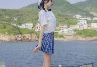演绎时尚新潮流：“魔物喵nigisa”的牛仔裤写真集资源分享